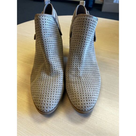 Franco Sarto Tan Dale2 Perforated Suede abilities sz 10 EUC - Picture 3 of 8